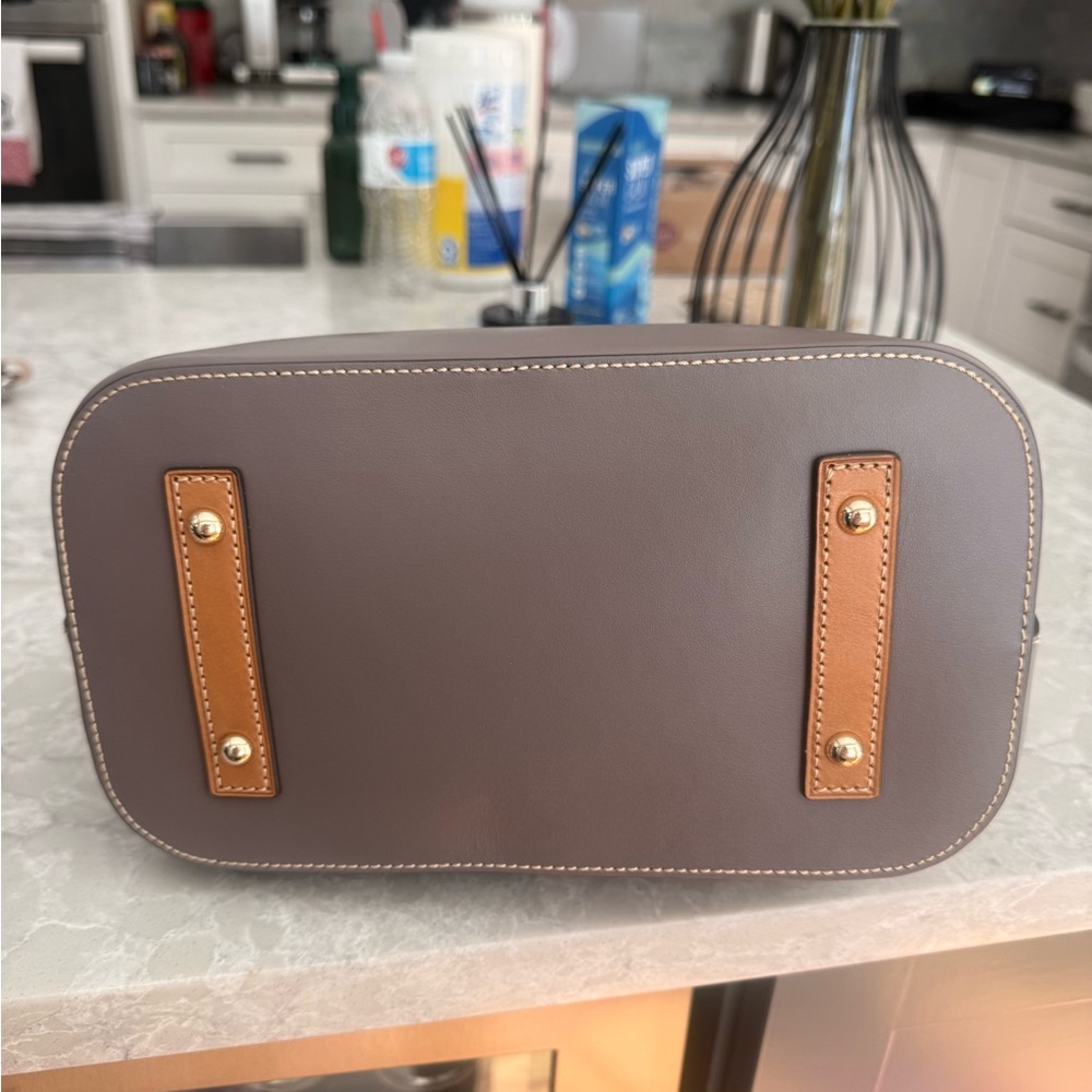 Dooney & Bourke Wexford Leather Small Ridley bag - Picture 3 of 7